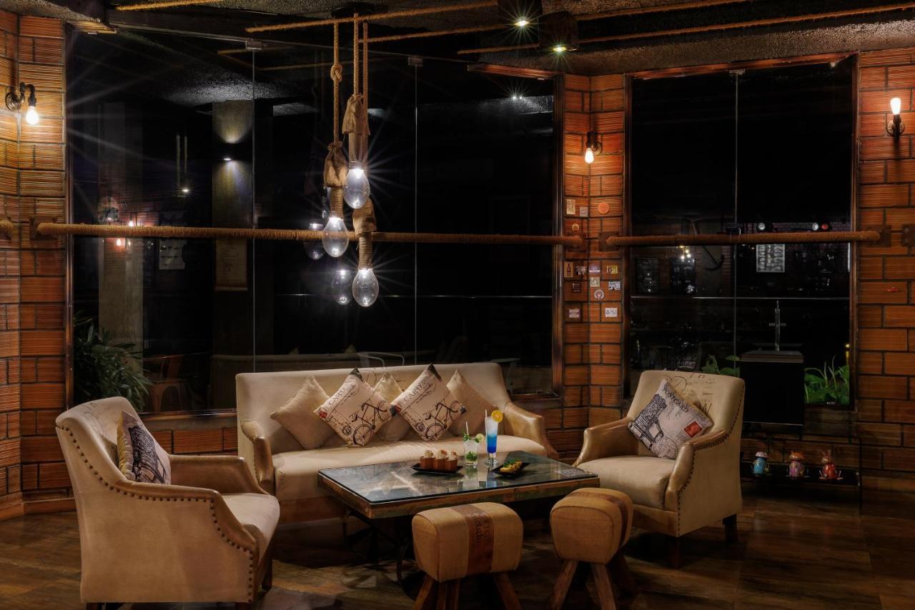 The Panoramic Getaway Hotel Munnar Eksteriør billede The lounge at the hotel