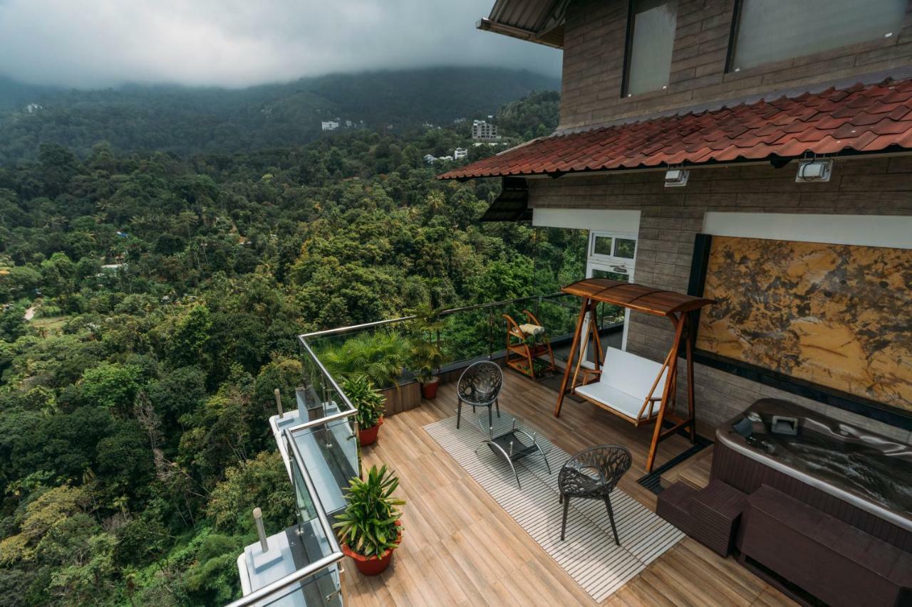 The Panoramic Getaway Hotel Munnar Eksteriør billede A view from the balcony of a house in Kerala, India
